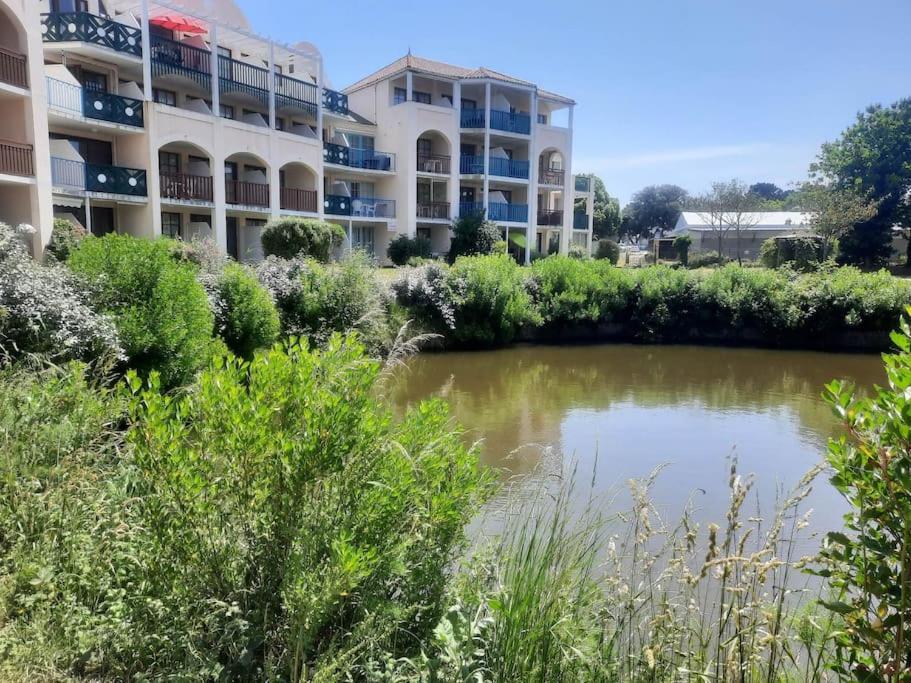 Apartment 4 Pers / Terrasse / Espace Aquatique Talmont-Saint-Hilaire